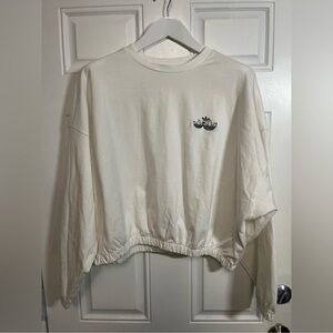 Adidas sweatshirt size medium